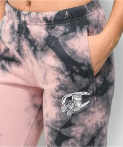 Champion Boyfriend Fit Black & Pink Galaxy Dye Sweatpants 9 Champion Boyfriend Fit Black & Pink Galaxy Dye Sweatpants -Swimwear Store Champion Boyfriend Fit Black Pink Galaxy Dye Sweatpants 346112 alt1 US